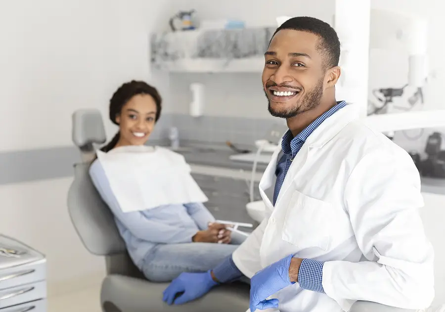 8 Reasons Why You Should Have One Dentist For The Whole Family in Illinois 