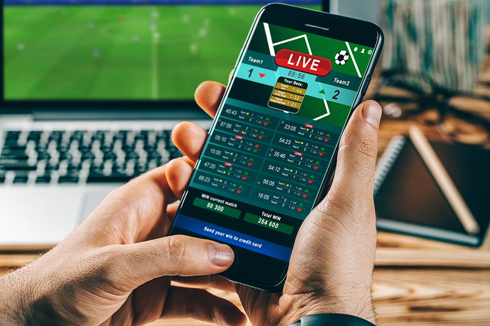 Mobile Apps vs. Desktop Platforms in Online Betting: A Comparative Study