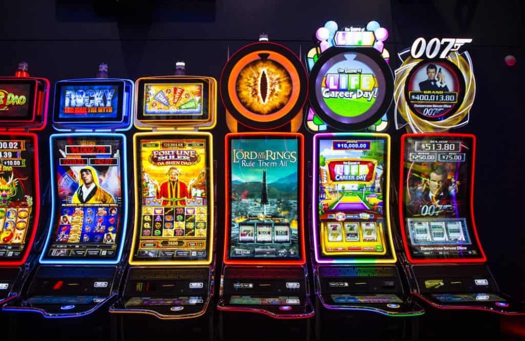 How to stay disciplined when playing slot bounce games?