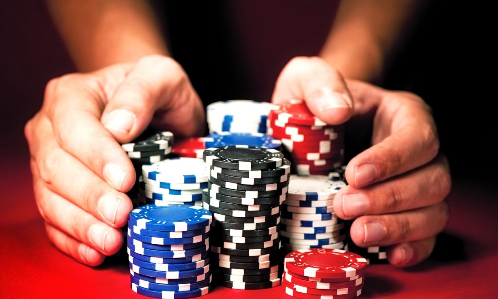 Maximize your wins: Top Strategies for Football Betting in Online Casinos