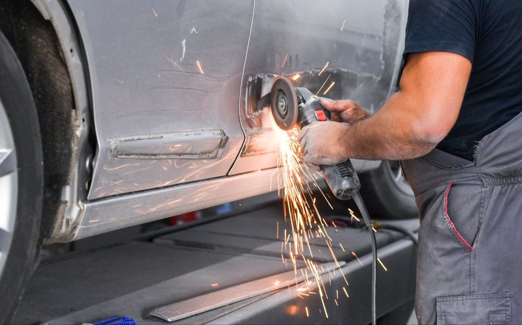 Can A Collision Center Restore A Damaged Car?